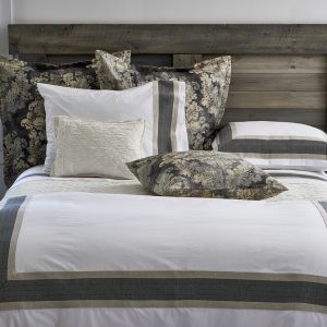 Bedroom: Bed Linens