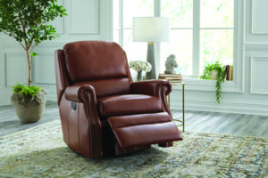 731-leather-recliner-roomscene-open