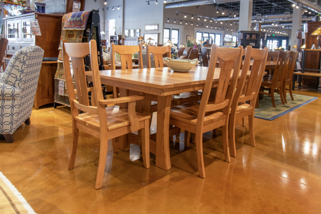 Design Spotlight: The W17-SI Dining Collection