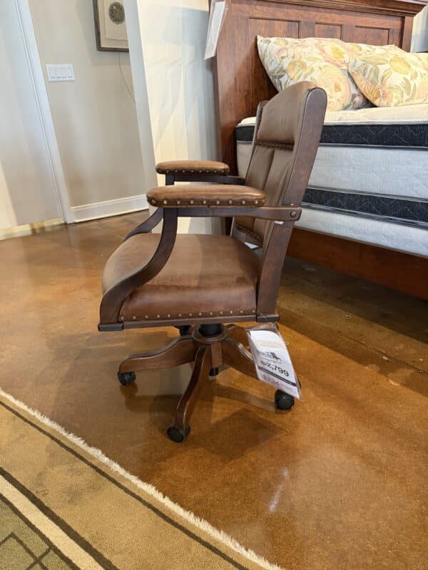 Dulaney Desk Chair (50 % Savings) Was $2799 Now $1399 - Image 4