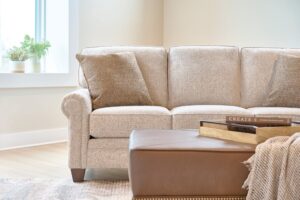 5361-sofa-5000-fabric-536602_2441-lg-ottoman-2000-leather-3013-Lifestyle-Upstairs-TheFairfield-24-scaled.jpg