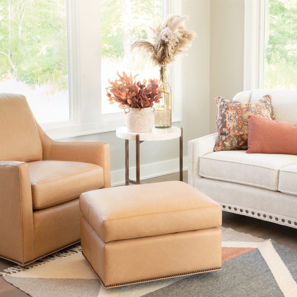 227-fabric-sofa-560-leather-swivel-Timberlin-lifestyle-roomscene 29