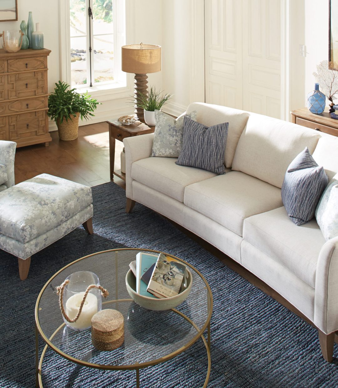 256-4k-Fabric-Sofa-roomscene