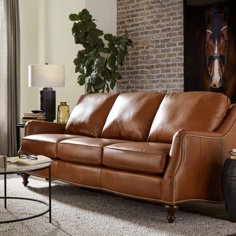 263-4k-Leather-Sofa-roomscene