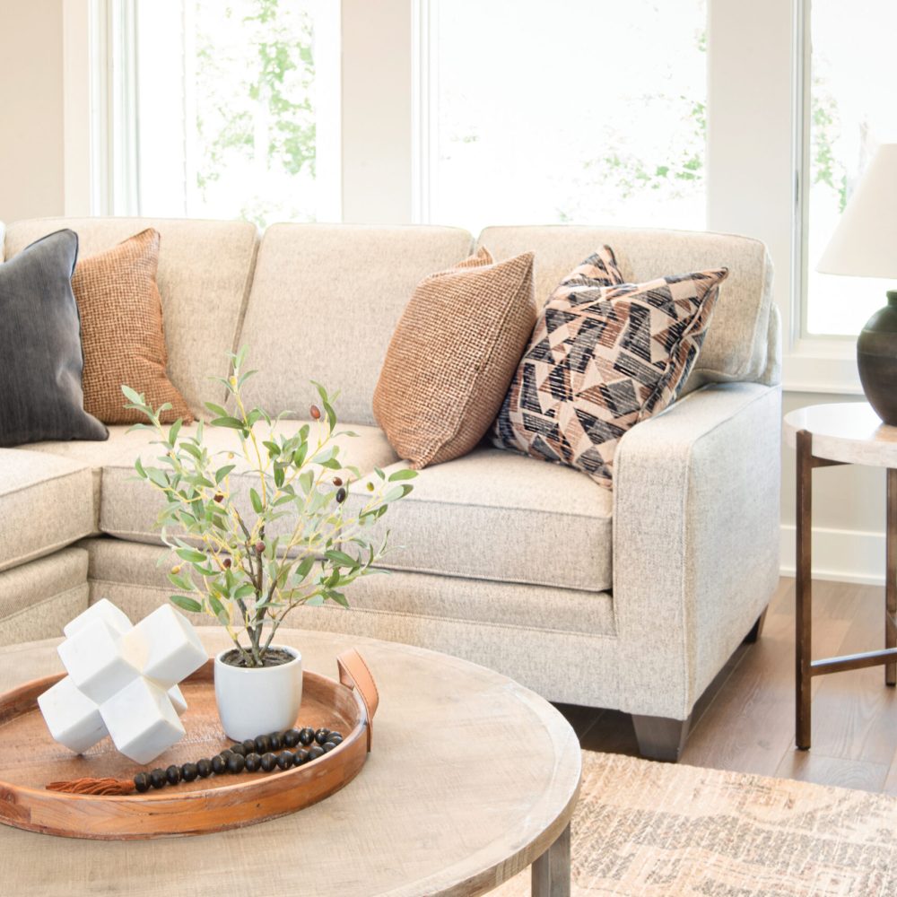 5371-fabric-sectional-Timberlin-lifestyle-roomscene-78