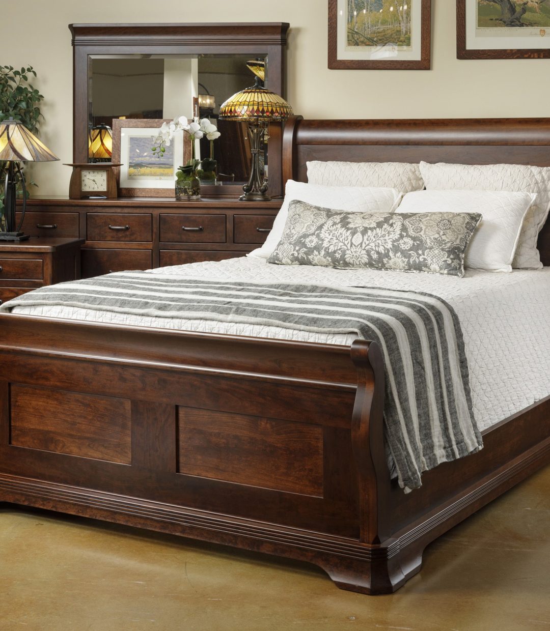 Cherry_Sleigh_Bedroom2500