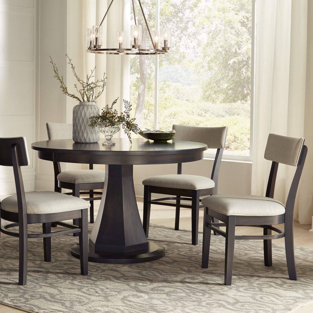 Ellendale Dining Collection